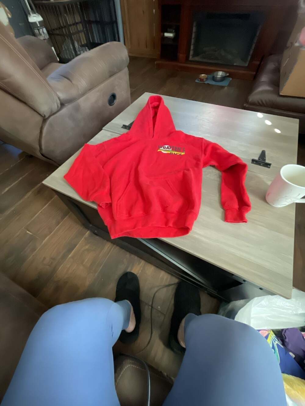 Gildan Wratten's RV's Hoodie Size S Red Heavy Blend Pullover